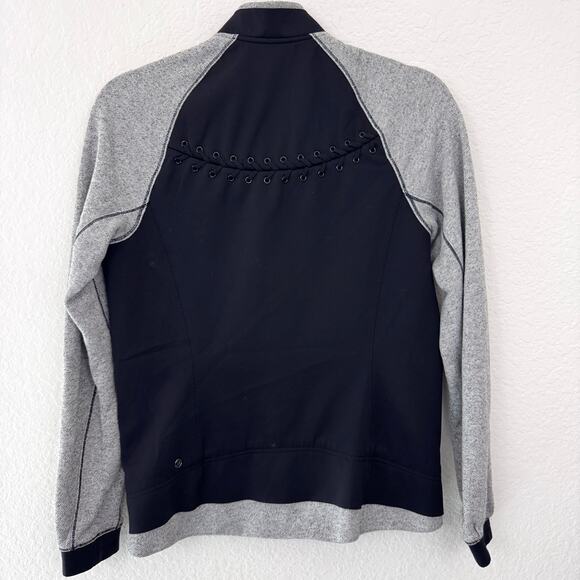 Lululemon Womens Var-City Bomber Active Jacket Size 6 Workout Athleisure Black - Picture 3 of 7